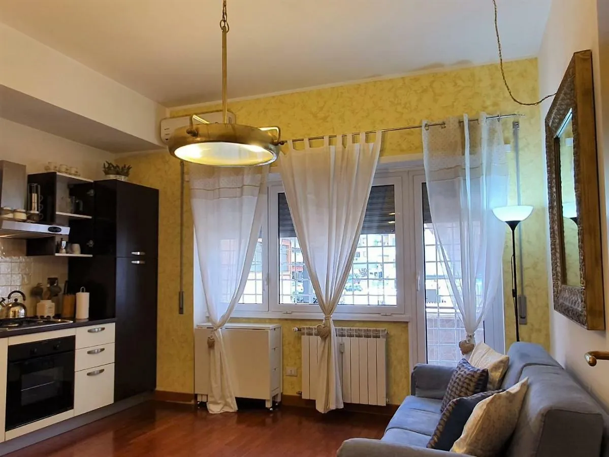 דירות Roman Holidays - Flat Close To St Peter איטליה
