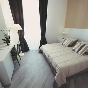 Апартаменты Vantaggio Suites, Рим