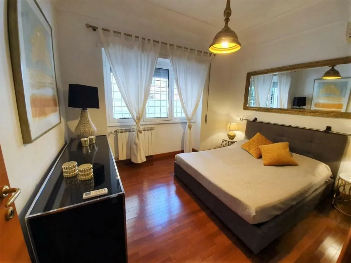 Roman Holidays - Flat Close To St Peter Apartment